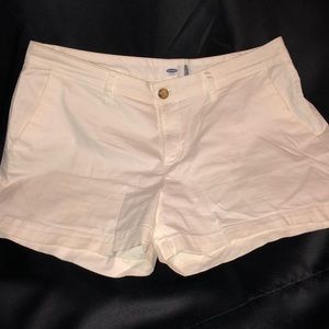 Old Navy Shorts NWTO-white